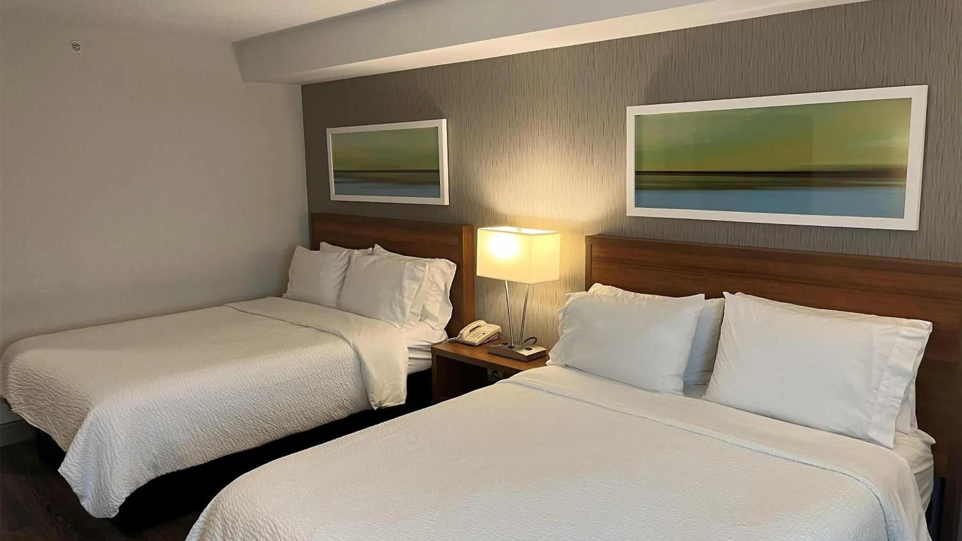 ריצ'יונה Birchwood Inn, BW Premier Collection מלון