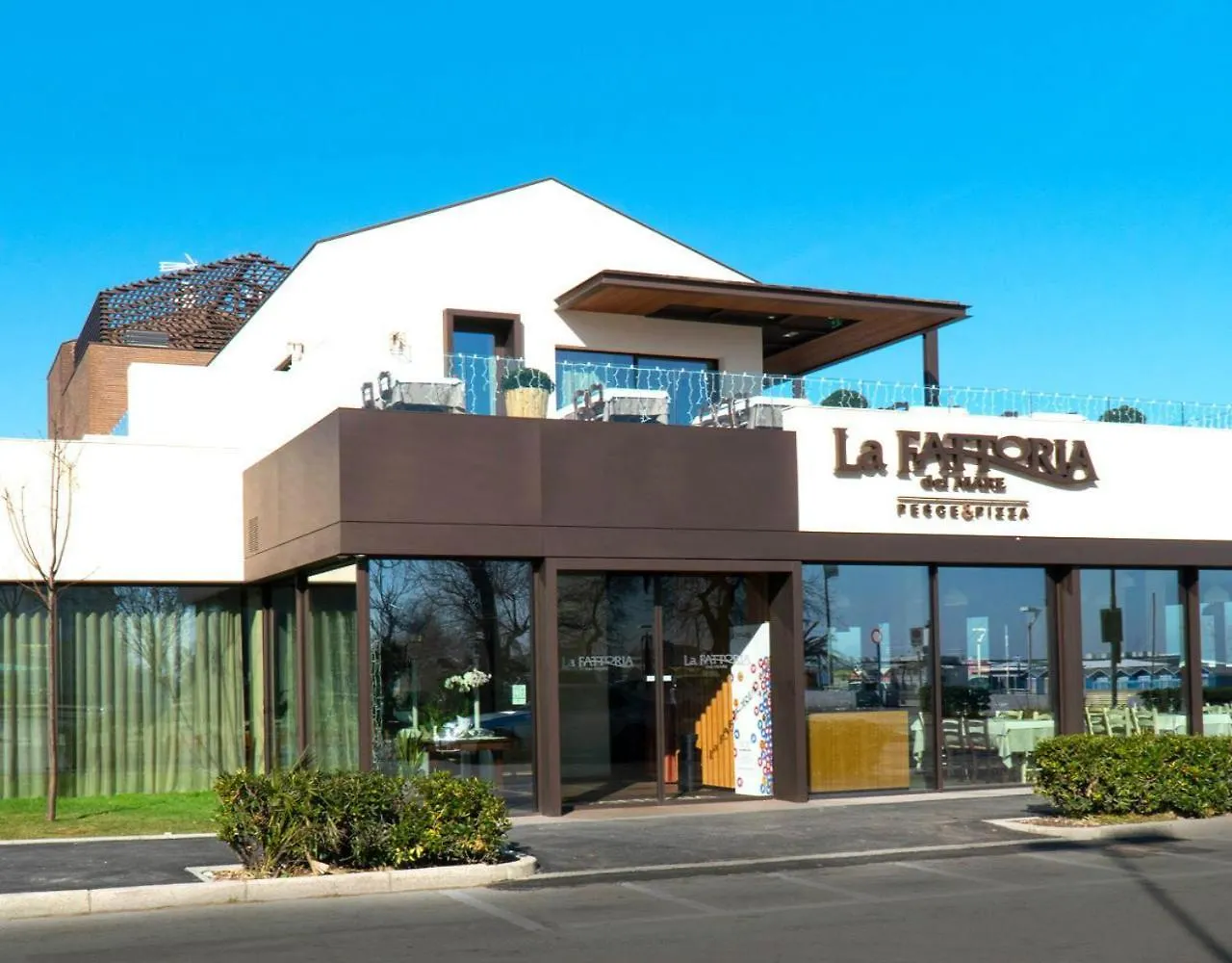 Hotel Marzia con Piscina Riccione 3*,  Italia
