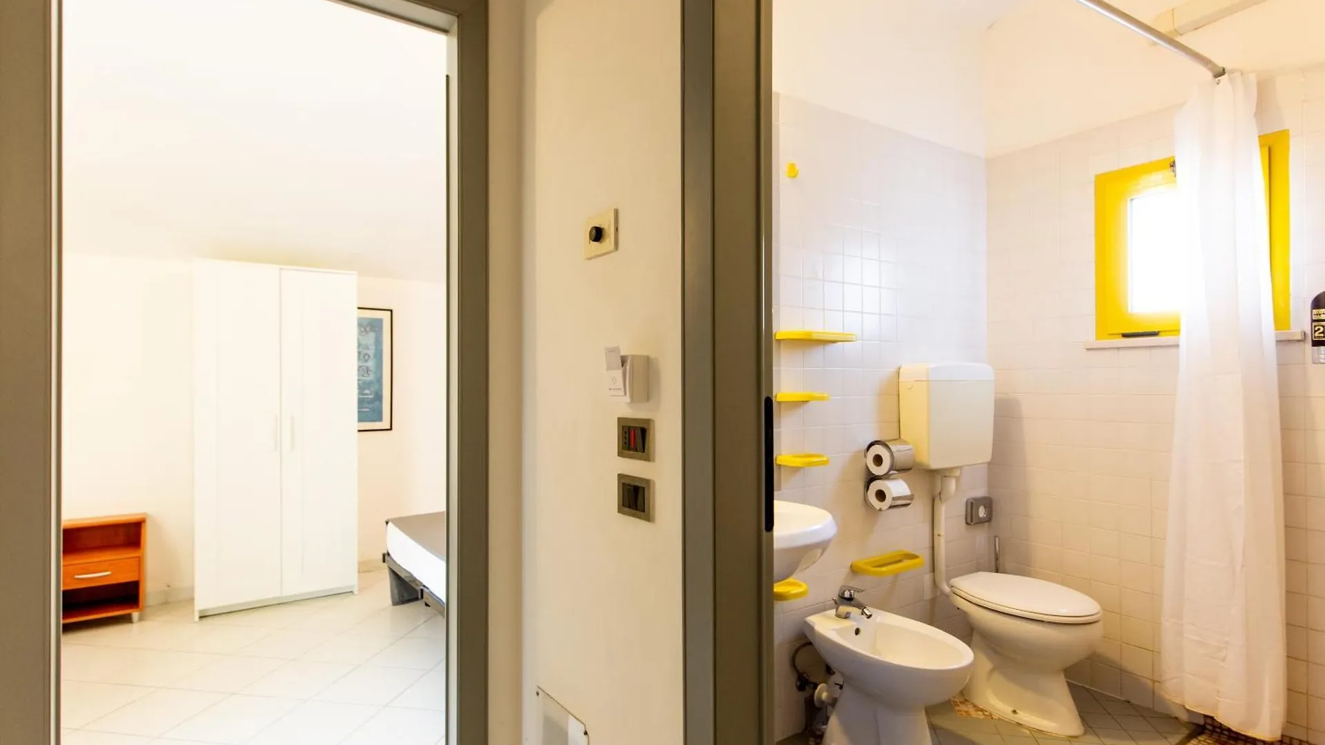 Hotel Marzia con Piscina Riccione Italia